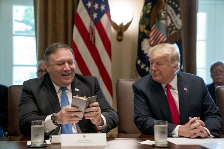 aussenpolitik/twitter-trump-sperre-social-media