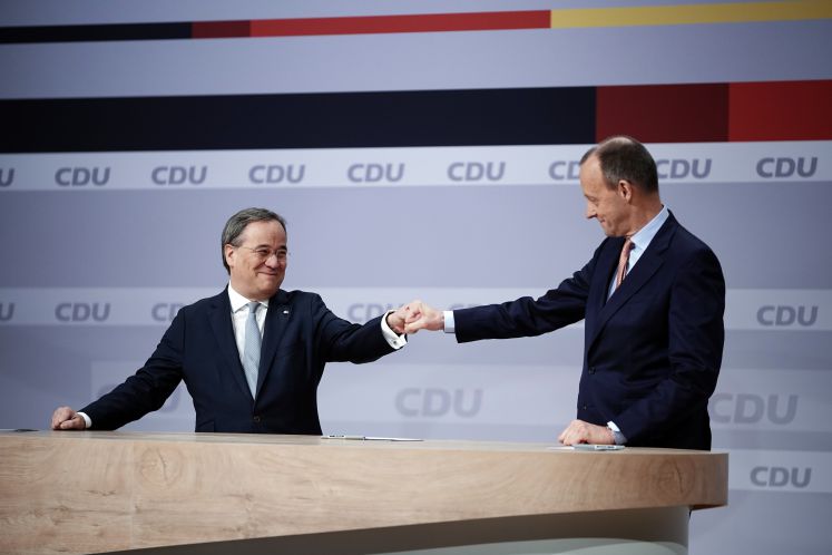 neuer-cdu-vorsitzender-wahl-fehlstart-armin-laschet-friedrich-merz-norbert-roettgen