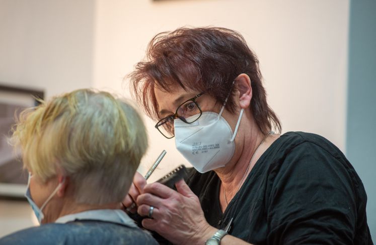 streit-friseure-oeffnung-schwarzarbeit-profifussballer-heiko-maas