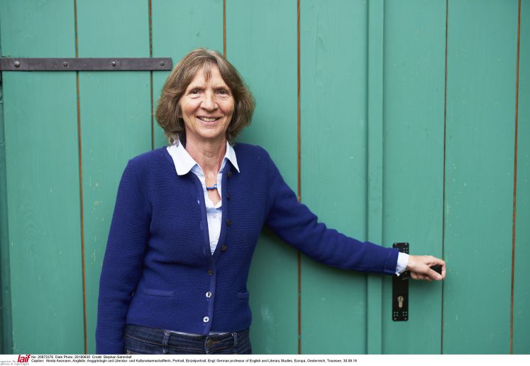 erinnern-mit-der-digitalisierung-was-nicht-umkopiert-wird-geht-verloren/plus