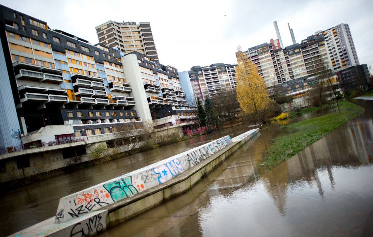 bausuenden-leser-deutschland-architektur-gasthaus-bahnhof-berlin-ludwigshafen