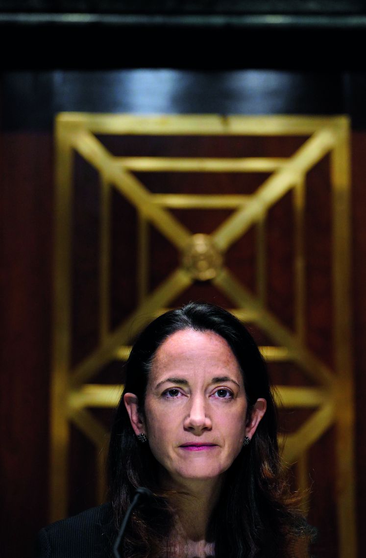 us-geheimdienstchefin-avril-haines-exotin-ohne-mudigkeit/plus