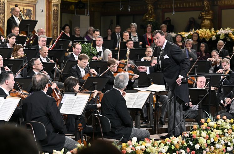 /kultur/buehnen-konzert-christianthielemann-lockdown-wienerphilharmoniker-oper-bruckner