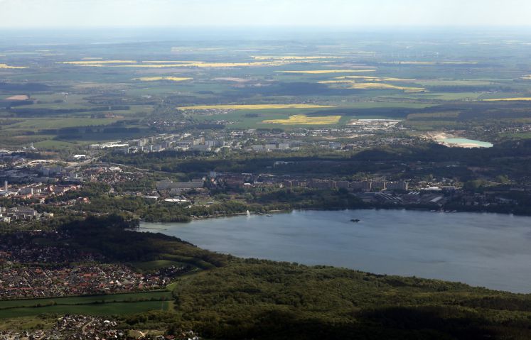 /kultur/presse-regionalzeitungen-ostdeutschland-nordkurier-juergenmladek-demokratie