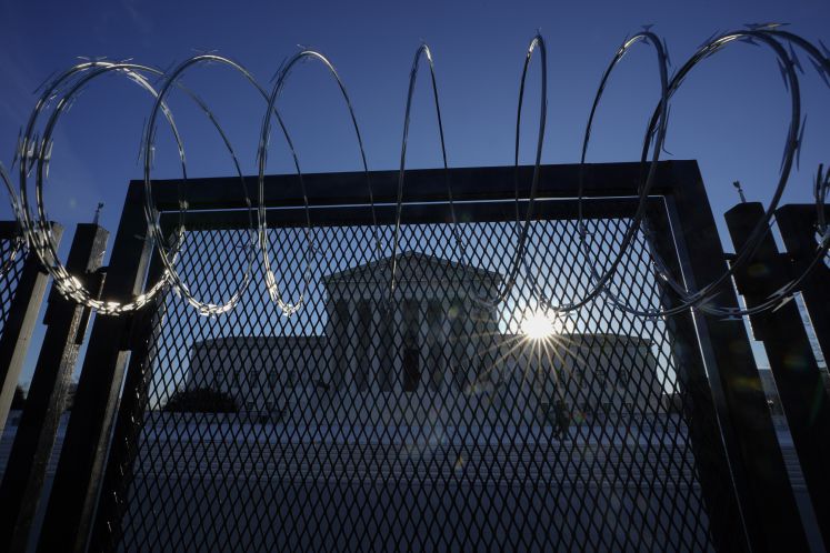 /aussenpolitik/supreme-court-usa-unabhaengigkeit-kritik-recht