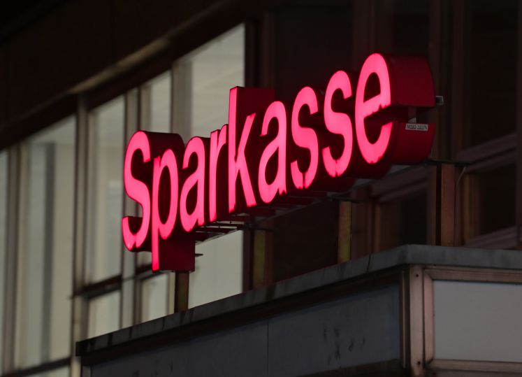 corona-sparkassen-nullzinsen-niedrigzinsen-sparen-anlegen