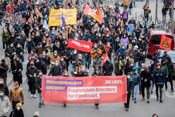 /wirtschaft/mietendeckel-Bundesverfassungsgericht-urteil-demo-freiheit