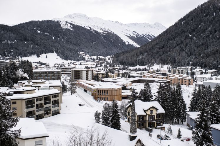 world-economic-forum-davos-schweiz-corona-pandemie-klaus-schwab-meinungsherrschaft