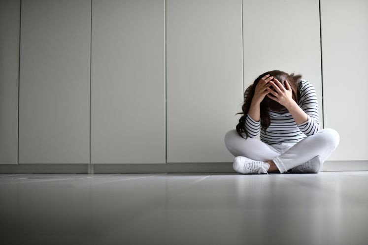 aengste-angststoerungen-corona-krise-nomophobie-handy-nutzung-leistung