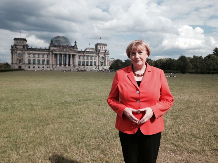 kanzlerin-merkel-double-ursula-wanecki-heute-show