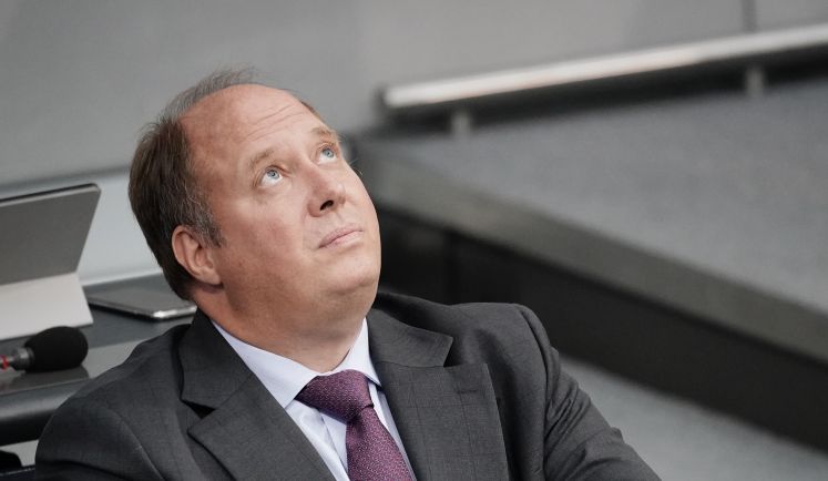 /innenpolitik/helge-braun-impfung-corona-impfdruck