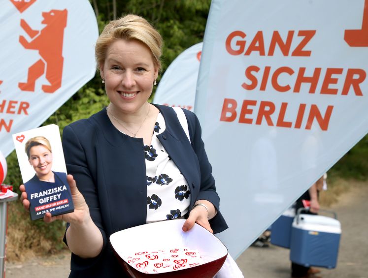 /innenpolitik/annalenabaerbock-buch-plagiat-gruene-kanzlerkandidatin-bundestagswahlen