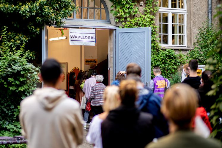 Wähler Wahllokal Berlin-Prenzlauer Berg