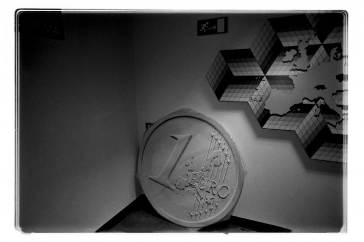 /wirtschaft/der-euro-geld-oder-uberleben