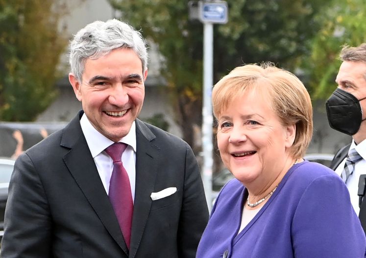 Stephan Harbarth und Angela Merkel