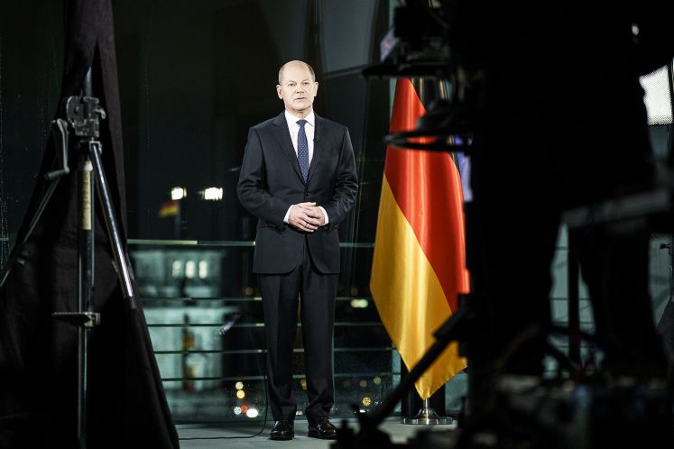 /innenpolitik/neujahrsansprache-von-olaf-scholz-das-sprachdesign-bestimmt-das-bewusstsein-pandemie-spaltung