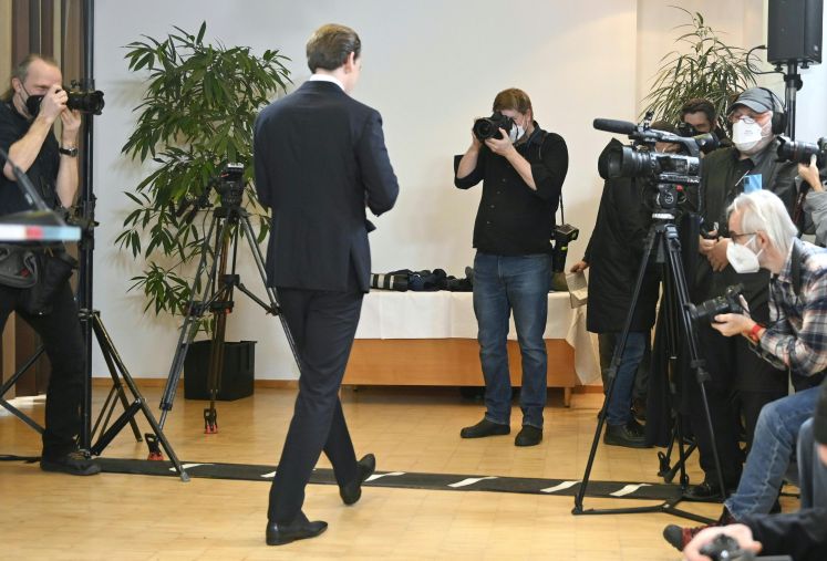 Kurz verlässt eine PK