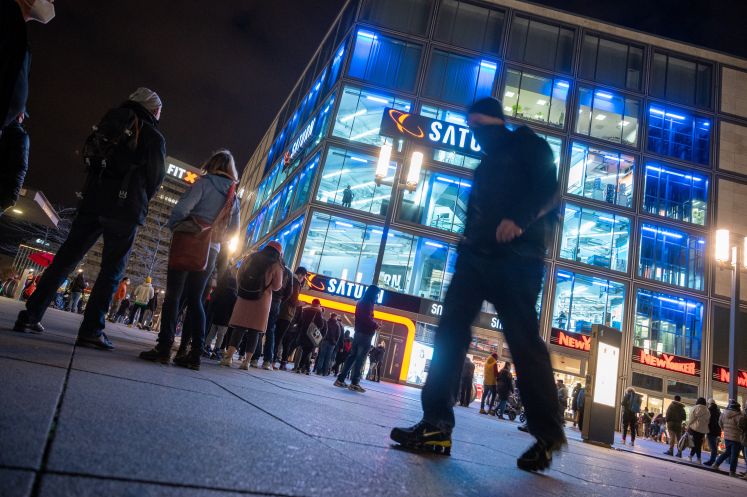 Saturn am Alexanderplatz