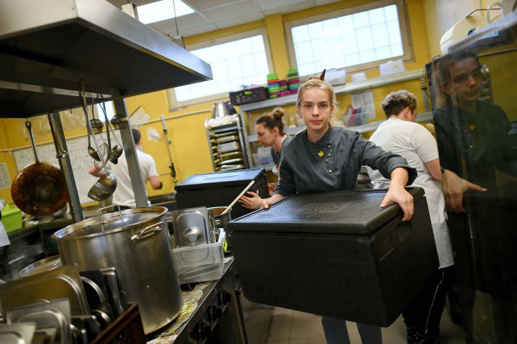 Freiwillige Helfer in Warschau