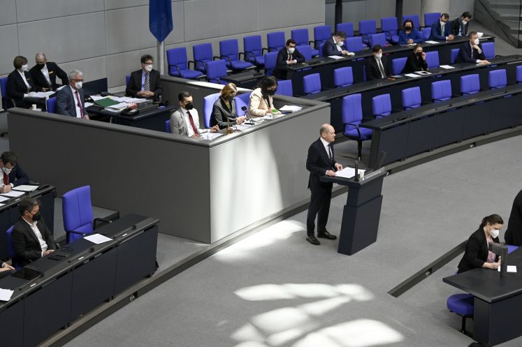 /innenpolitik/bundestag-kanzler-ukraine-haushalt