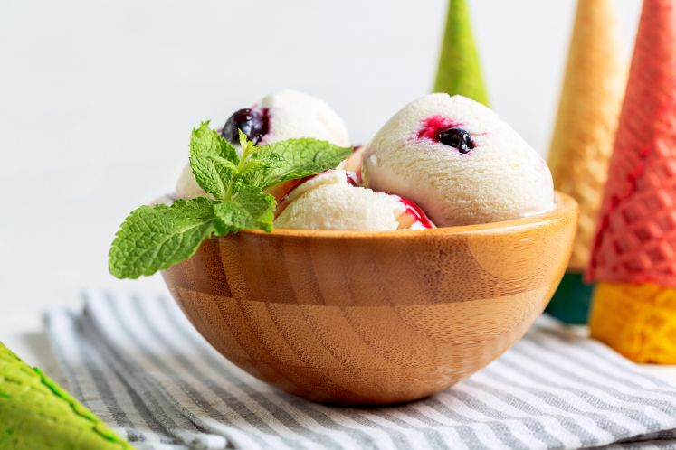 Eiscreme mit Minze drauf