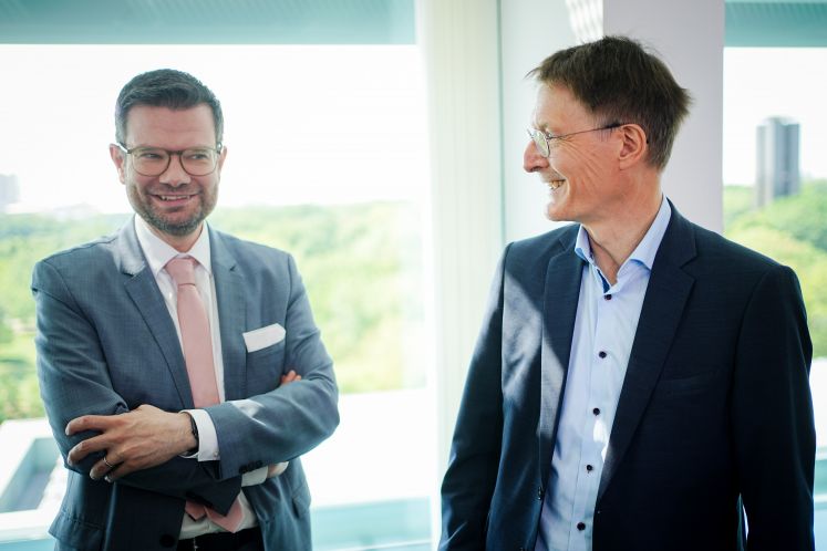 Marco Buschmann (FDP) und Karl Lauterbach (SPD)