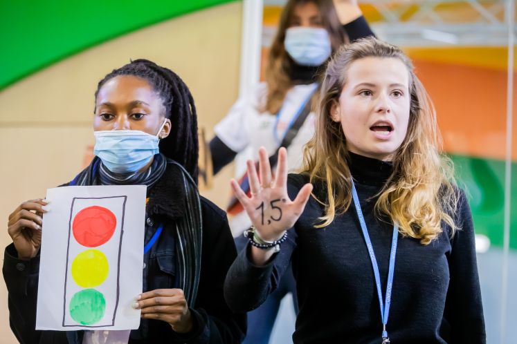 Luisa Neubauer (r.) und „Fridays for Future“