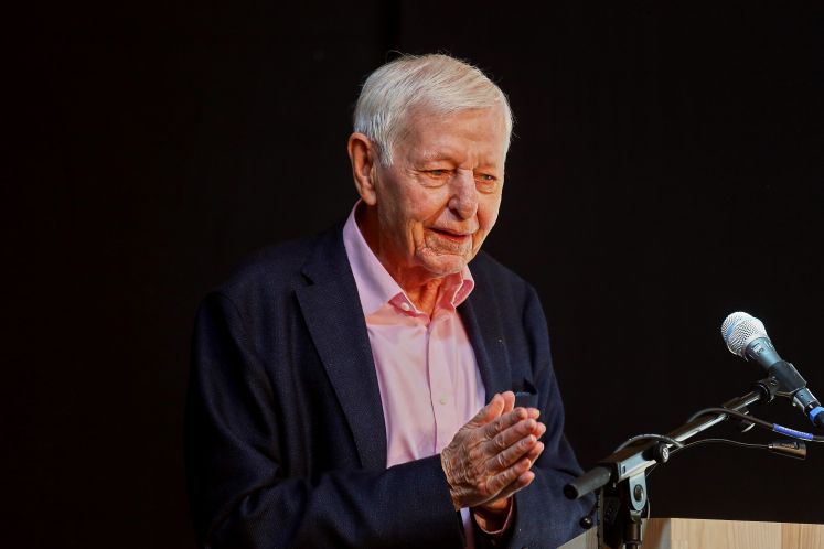 Hans Magnus Enzensberger