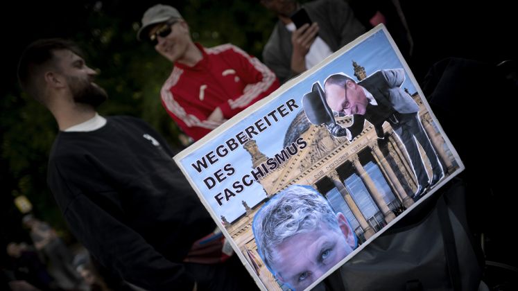 Demo gegen Merz und AfD