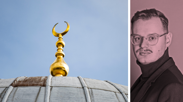 Ein Embleme des Islams, der Halbmond, steht auf einer Berliner Moschee