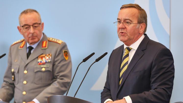 Bundeswehr-Generalinspekteur Carsten Breuer und Verteidigungsminister Boris Pistorius