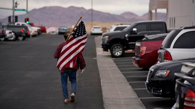 Trump-Unterstützer mit USA-Flagge