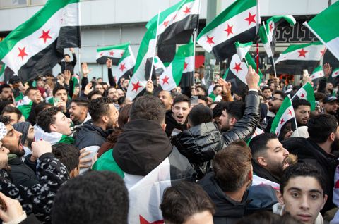 Syrer-Demo auf Berliner Alexanderplatz