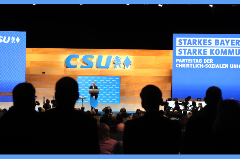 Bundeskanzler Friedrich Merz (CDU) spricht beim Parteitag vor den Delegierten