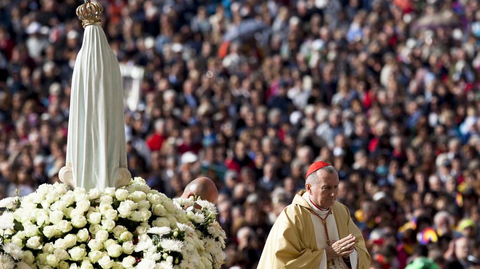 Prozession unter Anführung des päpstlichen Sekretariats in Fatima, Portugal am 12 und 13 Oktober 2017.m 