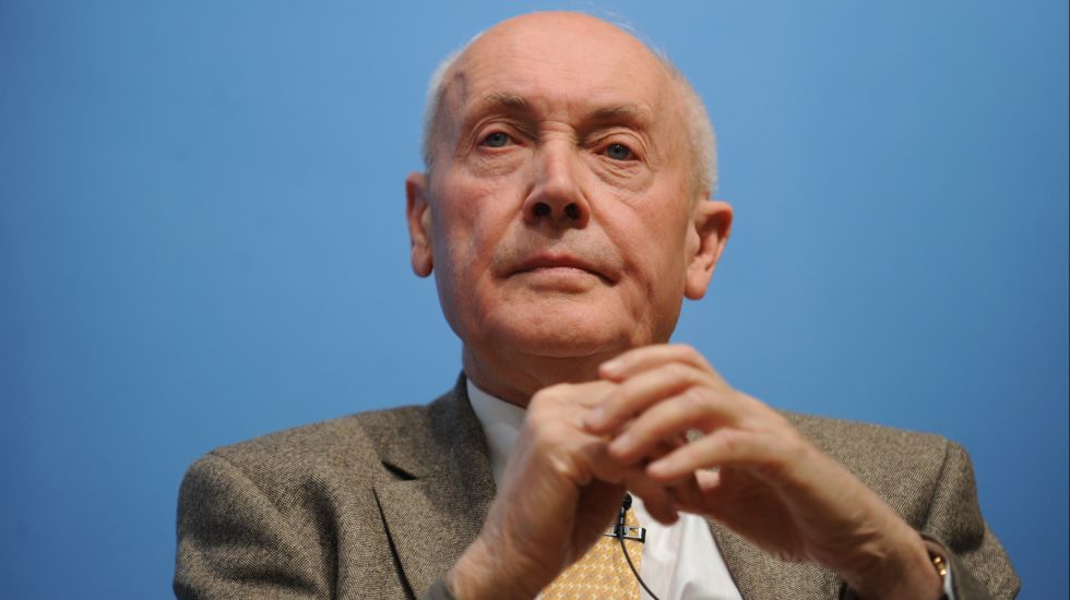 Professor Hans-Peter Schwarz, Politikwissenschaftler und Zeithistoriker, aufgenommen am Montag (11.10.2010) auf einem Internationalen Strategiesymposium der Hanns-Seidel-Stiftung in München (Oberbayern). 