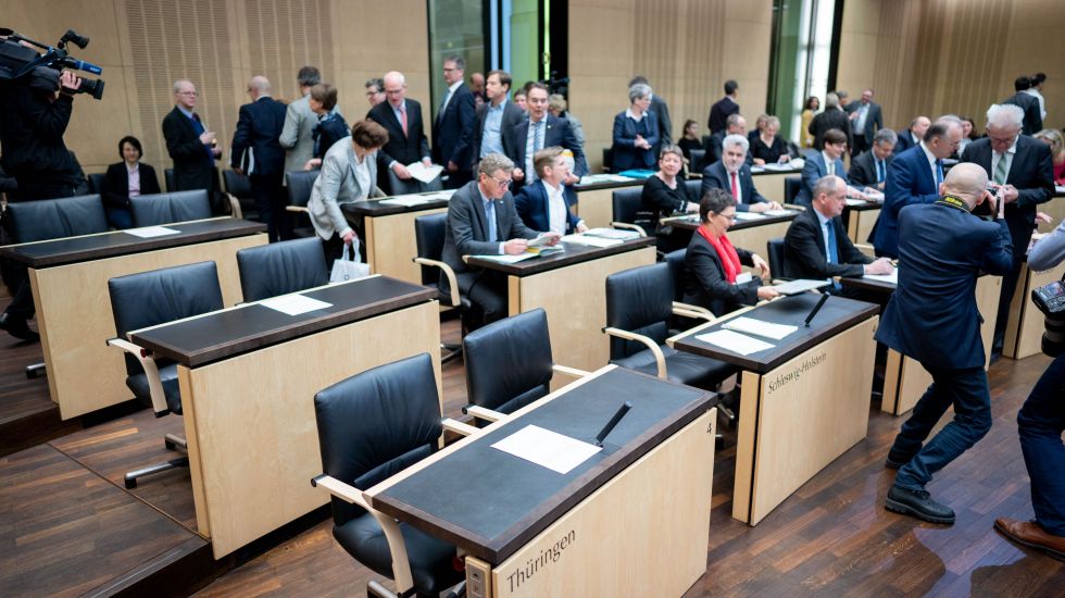 thueringen-landesregierung-krise-verfassung-staatsrecht-ministerpraesident-thomas-kemmerich-christine-lieberknecht-bodo-ramelow-cdu