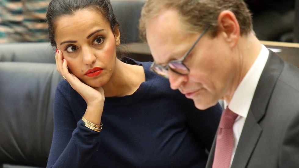 berlin-senat-michael-mueller-bundestag-buergermeister-sawsan-chebli-kevin-kuehnert