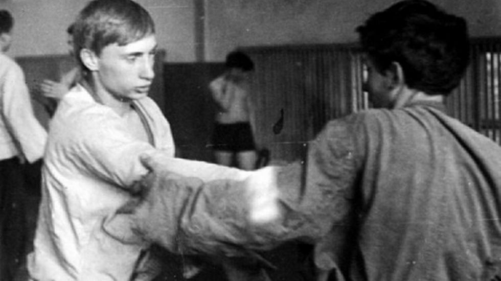 Junger Putin beim Judo 