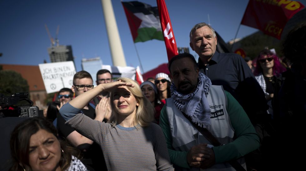 Wehrdienst-Debatte-Die-Linke-ist-auf-dem-Trip-Lieber-rot-als-tot-