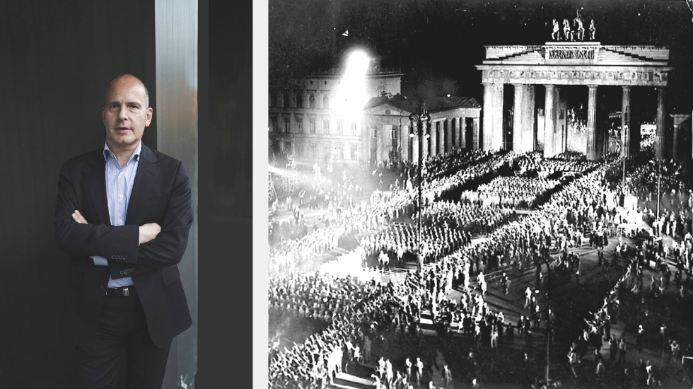Jens Bisky (r), Marschierende Nazi-Anhänger am Tag der „Machtergreifung“ im Jahr 1933 in Berlin (l) / Fotos: Imago / dpa