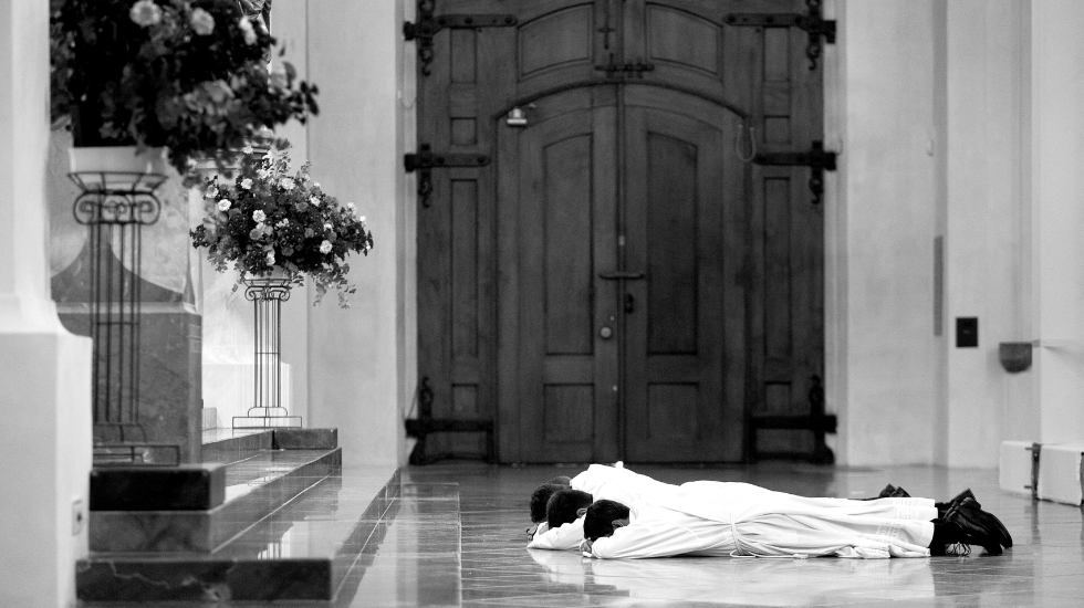 Die-Missbrauchskrise-der-Kirche-neu-erz-hlt-T-ter-und-Opfer-