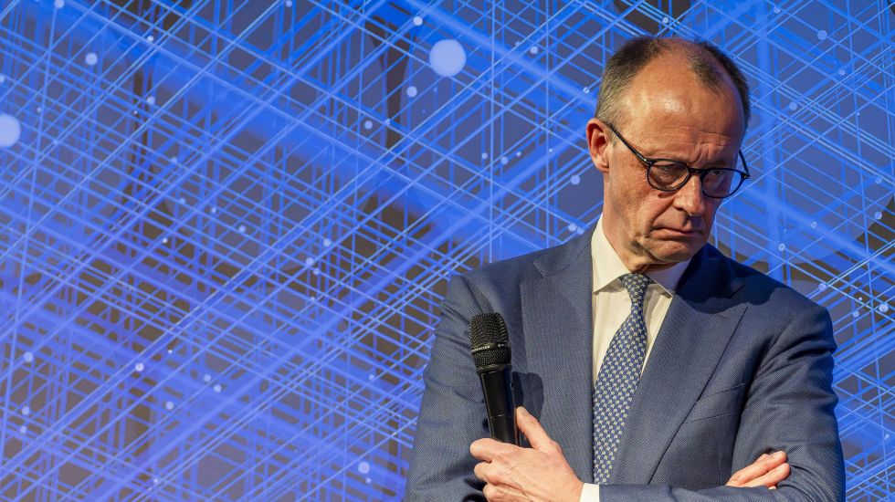 Merz stellt die gesetzliche Rente infrage - Vom Lebensstandard zur Basisabsicherung