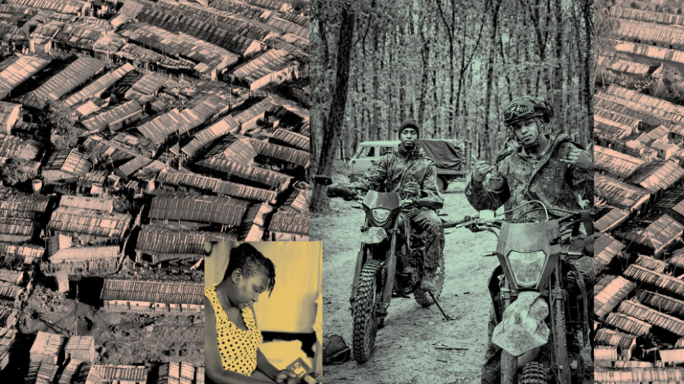 Susan, Mutter von David Kuloba, betrachtet in ihrer Hütte im Slum Kibera ein Foto ihres Sohnes; rechts: David Kuloba als Soldat in Russland; Hintergrund: Luftaufnahme des Slums Kibera im Südwesten von Nairobi, Kenia