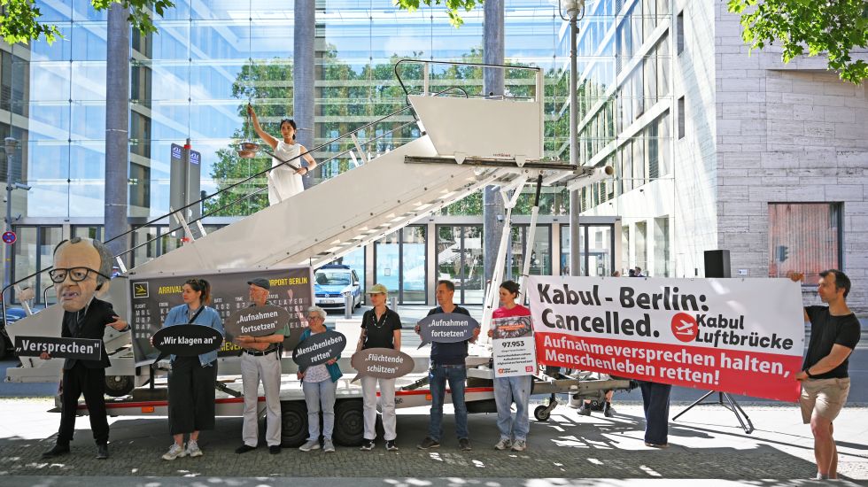 Humanitäre Programme - Die fragwürdige Rechtsgrundlage der Afghanistan-Aufnahmen