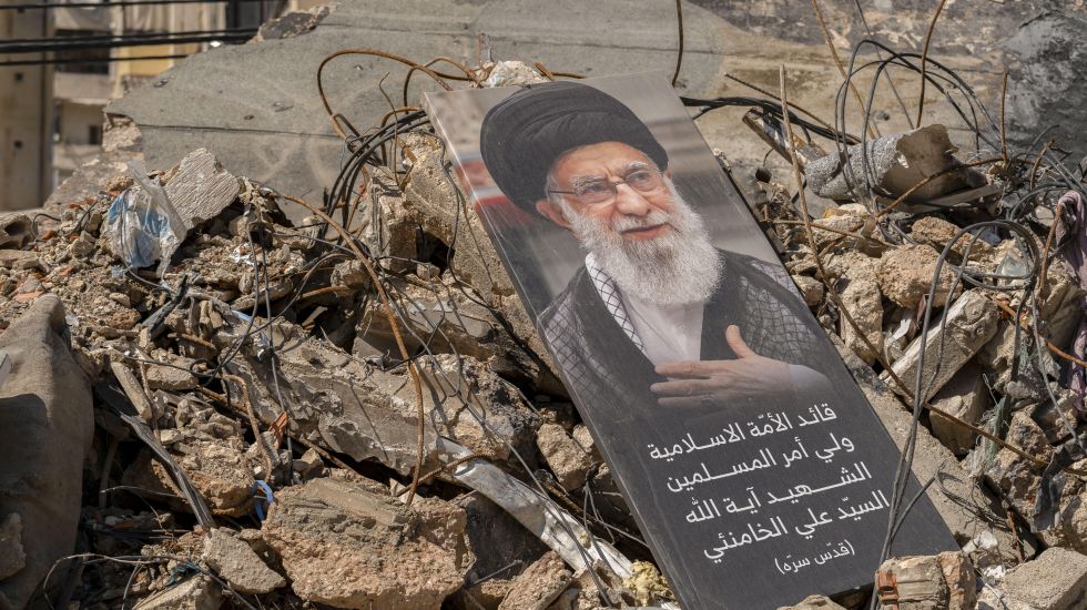 Khomeini